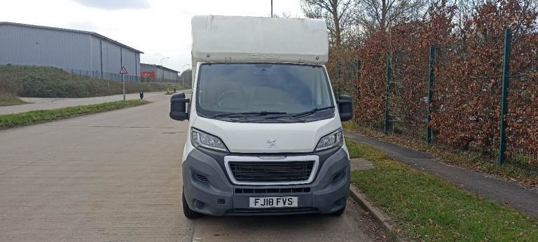 Peugeot BOXER Luton Low Loader Van 2018