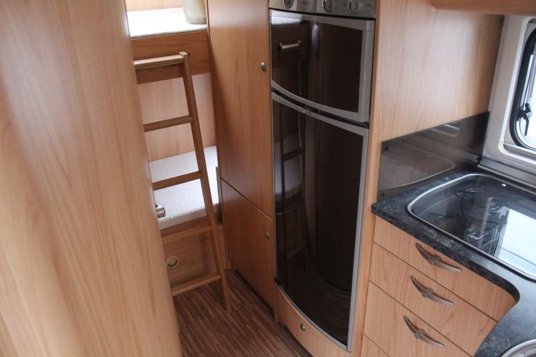 Burstner Levanto A576 DIESEL MANUAL 2008/58