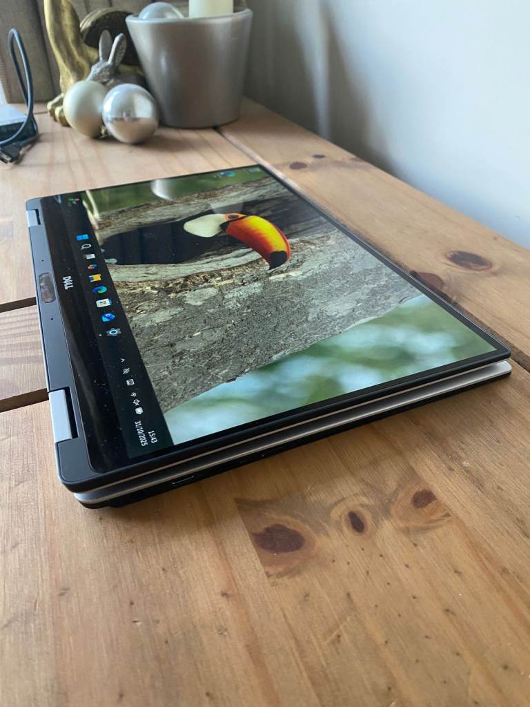 Dell XPS 13 9365 Royal Mail 24 hr, 2-in-1 i7-8500Y, 16GB RAM, 512GB, Win 11, 13.3 QHD+, Office 24