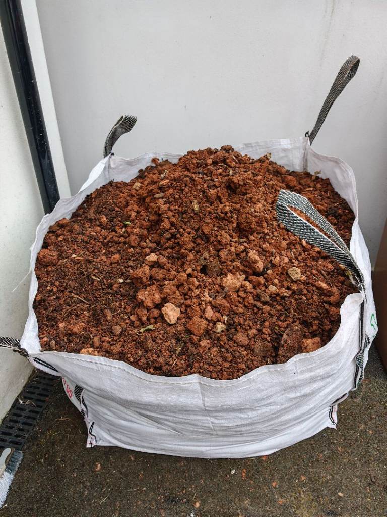 Soil for landfill 