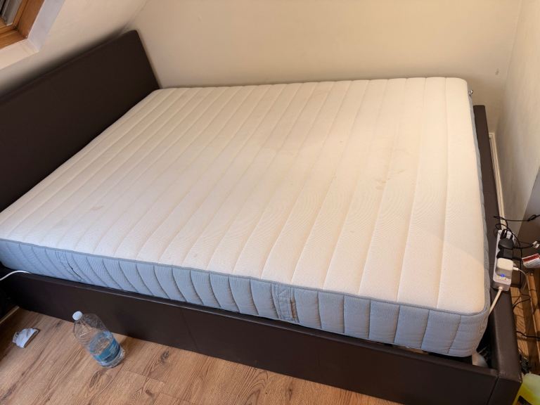 King Size mattress in good condition 