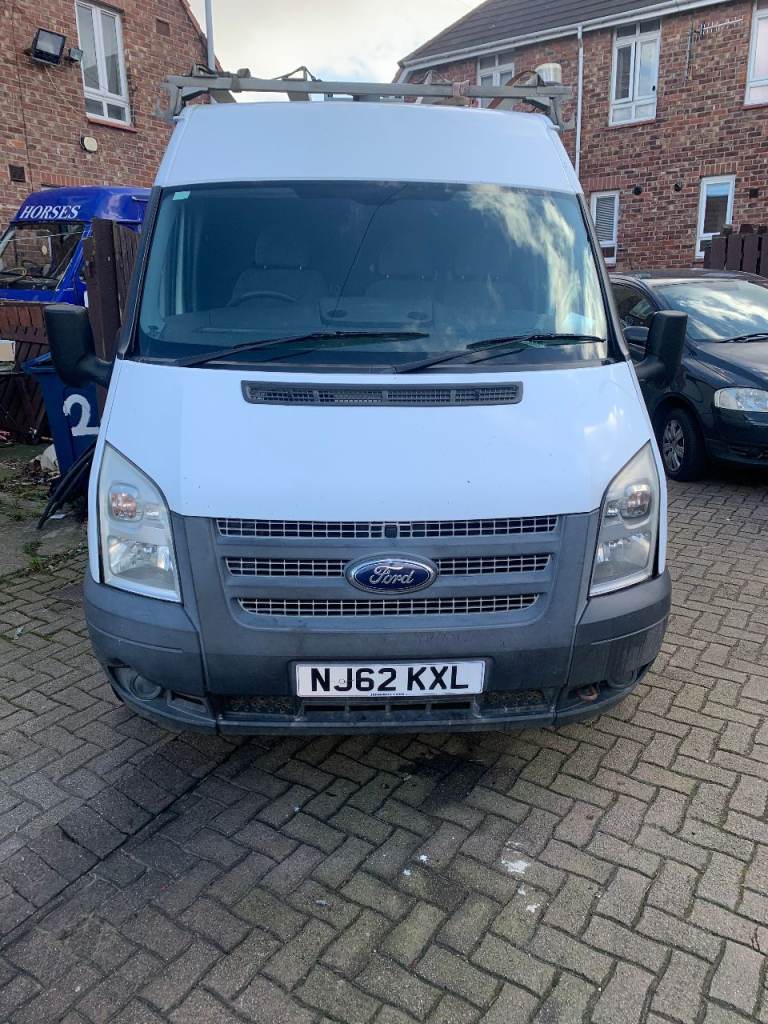 FORD TRANSIT 4X4 AWD  62 PLATE  SPARES REPAIR AND A HIGHTOP 63PLATE WITH GOOD ENGINE  TO GO IN 4X4 