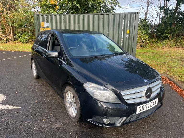 2013 Mercedes-Benz B Class B200 CDI BlueEFFICIENCY SE 5dr Auto MPV Diesel Automatic