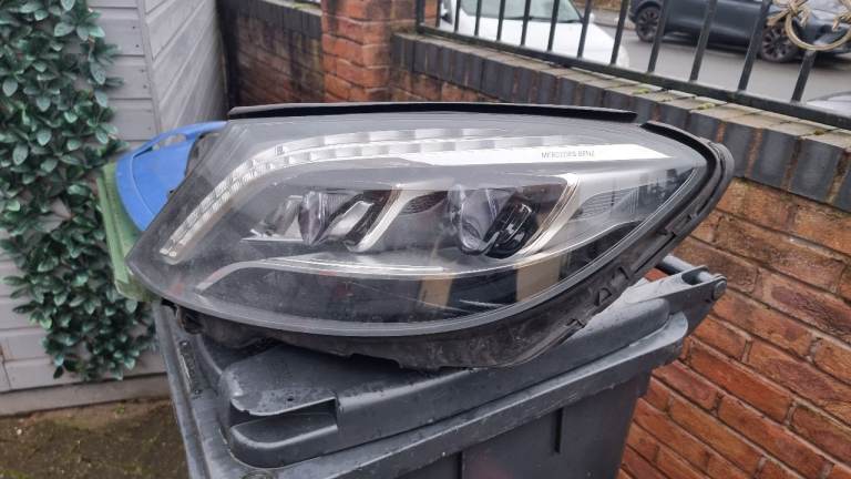 Mercedes s class w222 front headlight