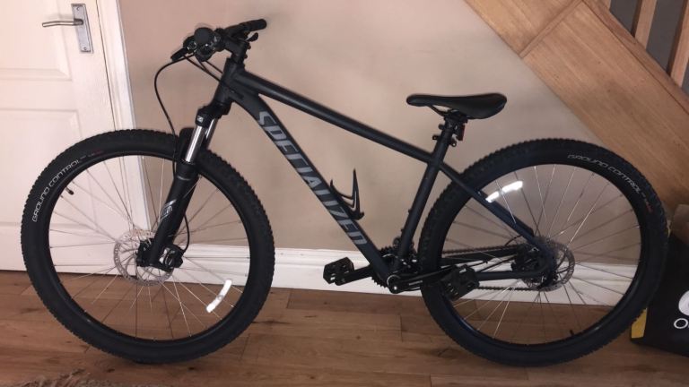 image for Men’s specialised mountain bike 