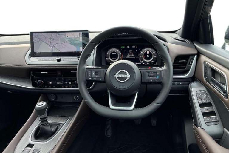 2025 Nissan Qashqai 1.3 DiG-T MH Tekna [Bose] 5dr Manual Hatchback Petrol Manual