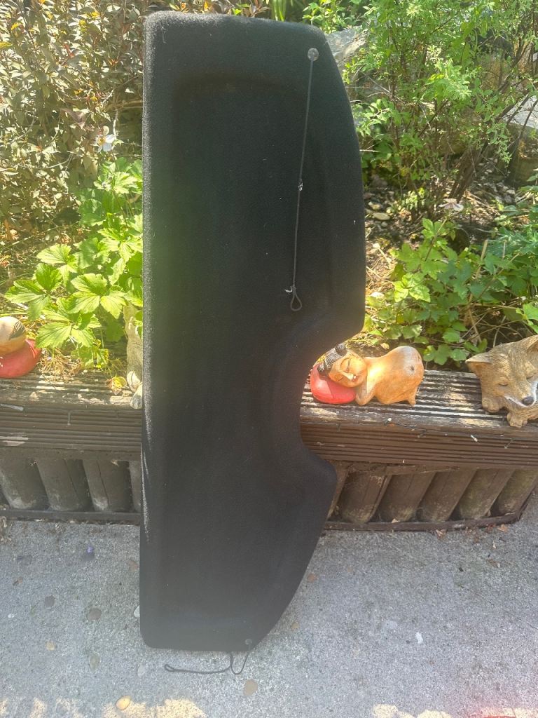 Car parcel shelf