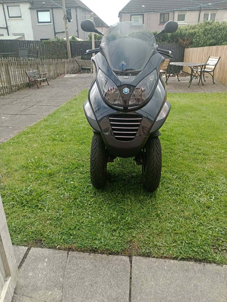 Piaggio, MP3, 2008, 124 (cc)