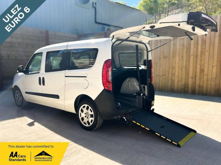 2018 Fiat Doblo L2 LWB 5 Seat Wheelchair Accessible Disabled Access Vehicle WAV MPV Diesel Manual