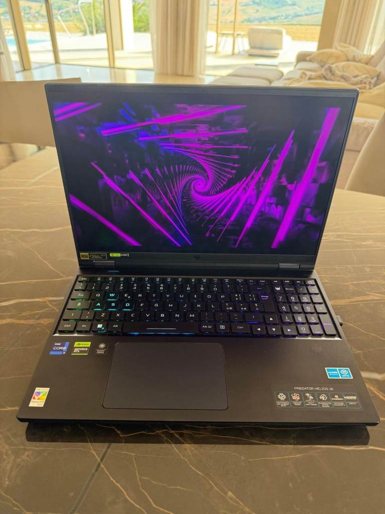 Acer Predator Helios 16 Premium Gaming Laptop RTX4080 16gb DDR5 for Sale