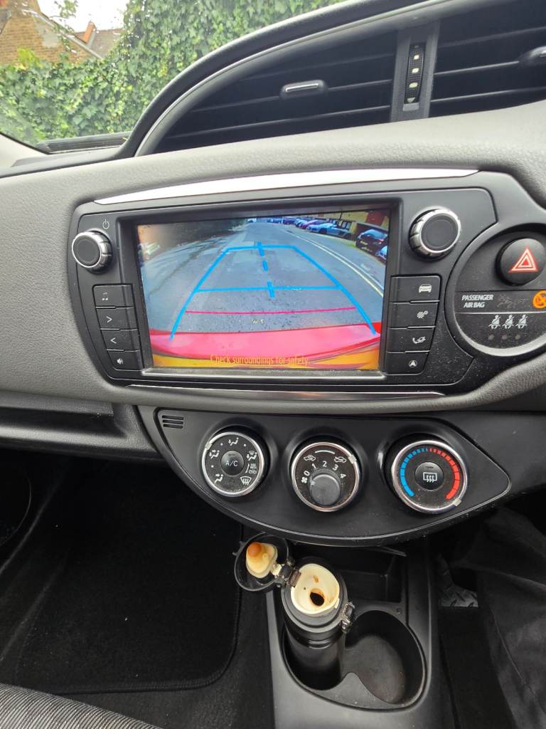 Toyota, YARIS, Hatchback, 2016, Manual, 1329 (cc), 5 doors