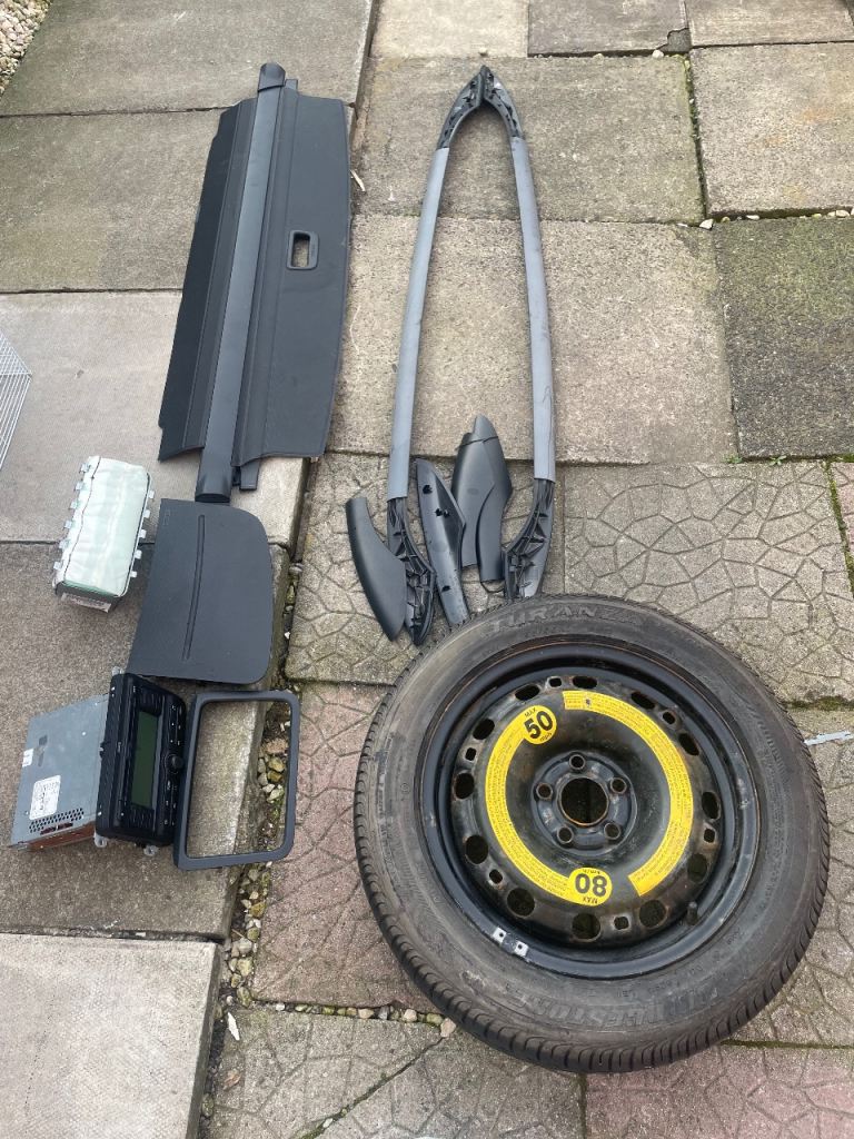 Skoda Fabia estate car parts