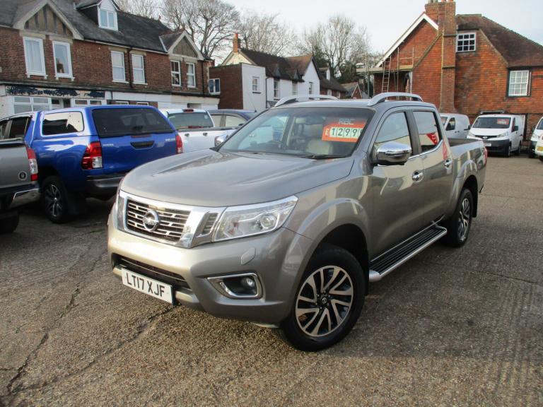 2017 Nissan Navara Double Cab Pick Up Tekna 2.3dCi 190 4WD Auto PICK UP Diesel Automatic