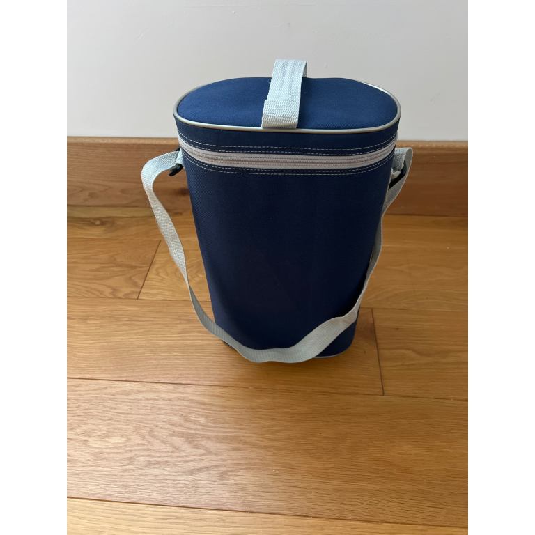 Insulated wine bottle carrier / cool bag