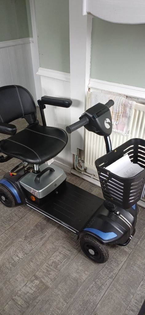 Mobility scooter