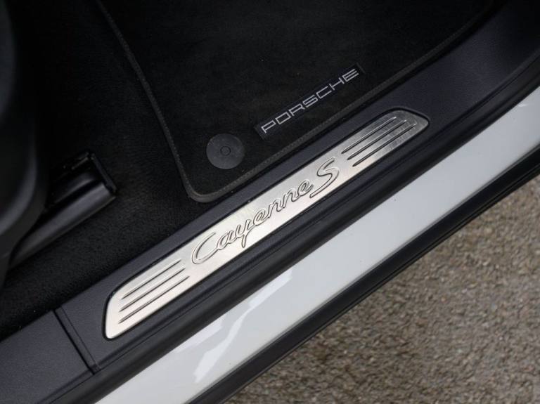 2014 Porsche Cayenne 4.5 S SUV 5dr Petrol Automatic AWD (380 g/km, 340 bhp) ESTATE Petrol Automatic