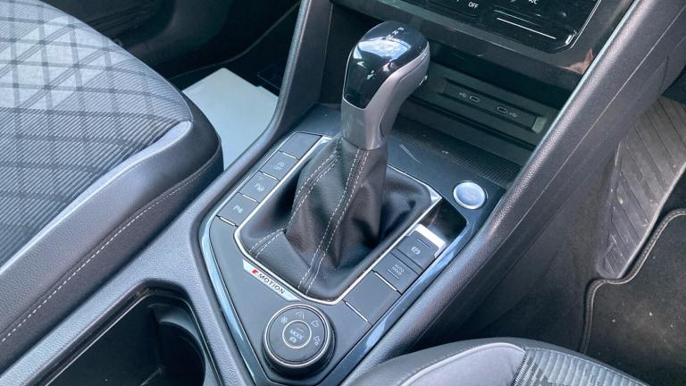 2021 Volkswagen Tiguan 2.0 TDI 4Motion R-Line 5dr DSG Diesel Estate Estate Diesel Automatic