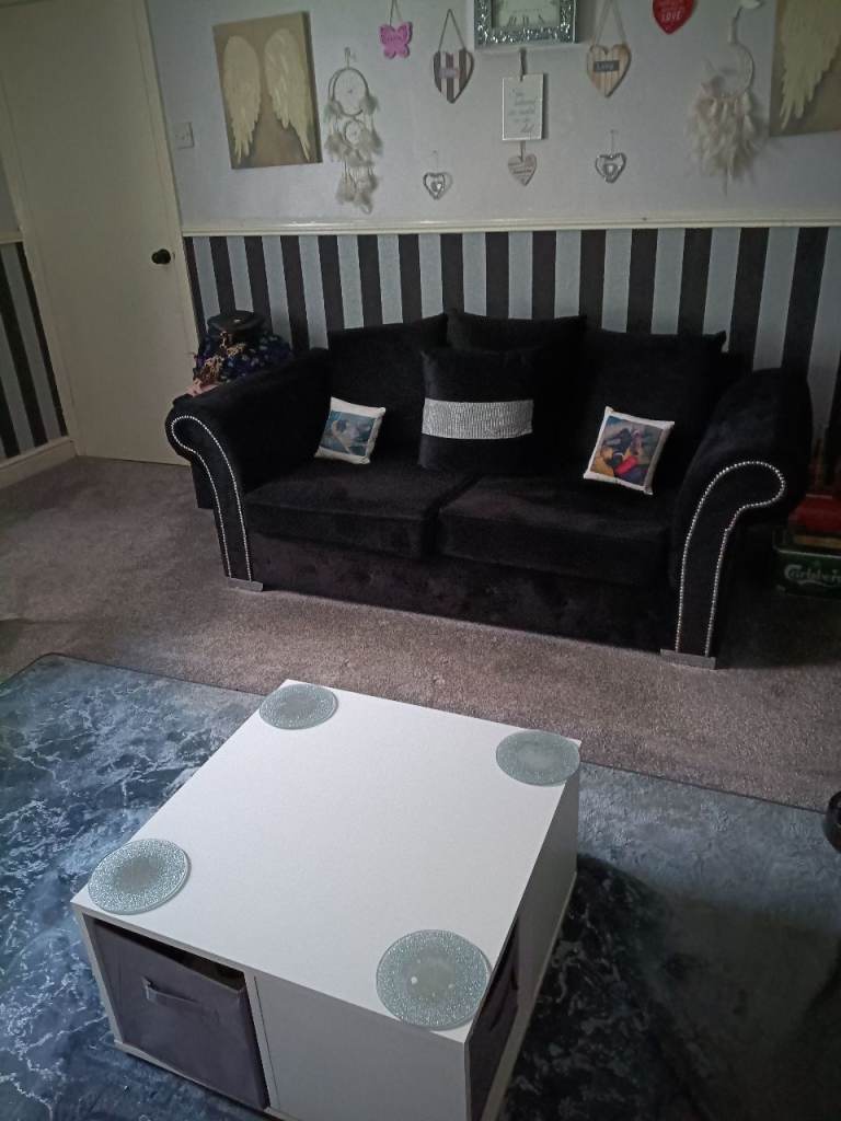 Looking to move to Edinburgh 