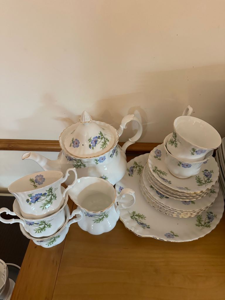 Lovely Vintage Tea Set with Blue Floral Design – Good Condition