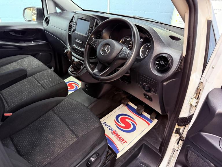 2020 Mercedes-Benz Vito 1.7 114 CDI Progressive FWD L2 Euro 6 (s/s) 5dr (LWB) PANEL VAN Diesel Ma...