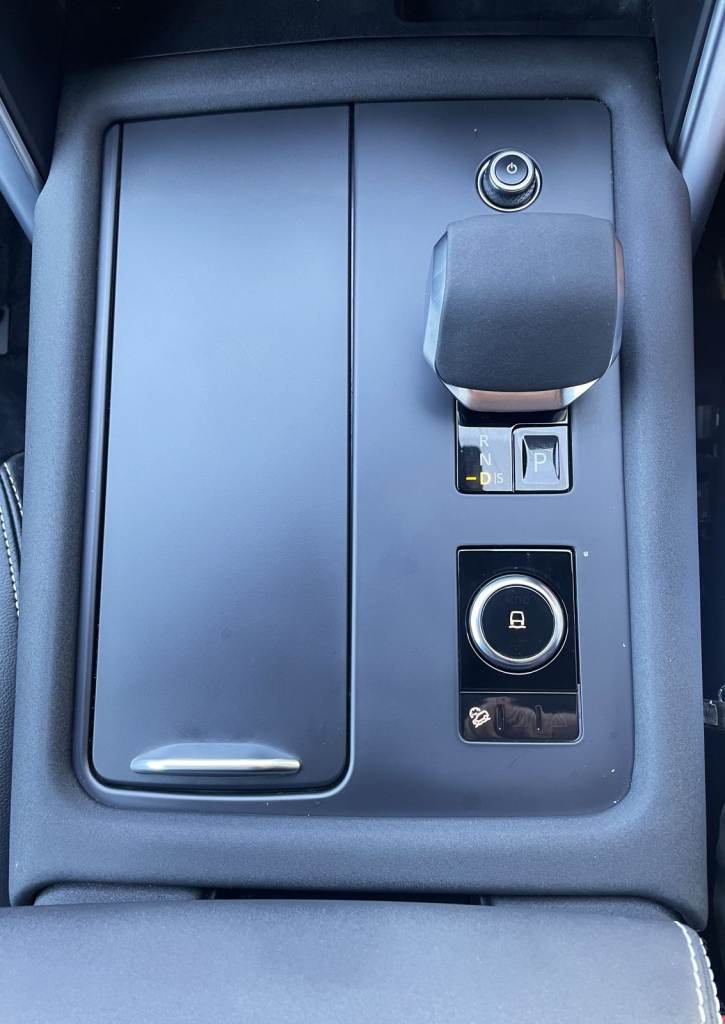 2022 Land Rover Discovery 3.0 D300 MHEV R-Dynamic SE SUV 5dr Diesel Auto 4WD Euro 6 (s/s) (300 ps...