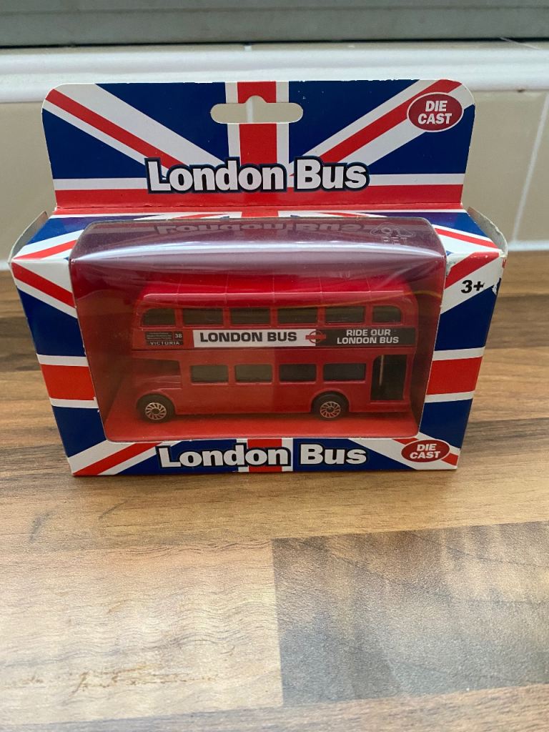 London double decker bus . 