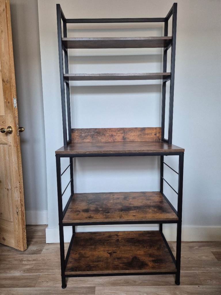 Industrial Style Shelving Unit – Good Condition