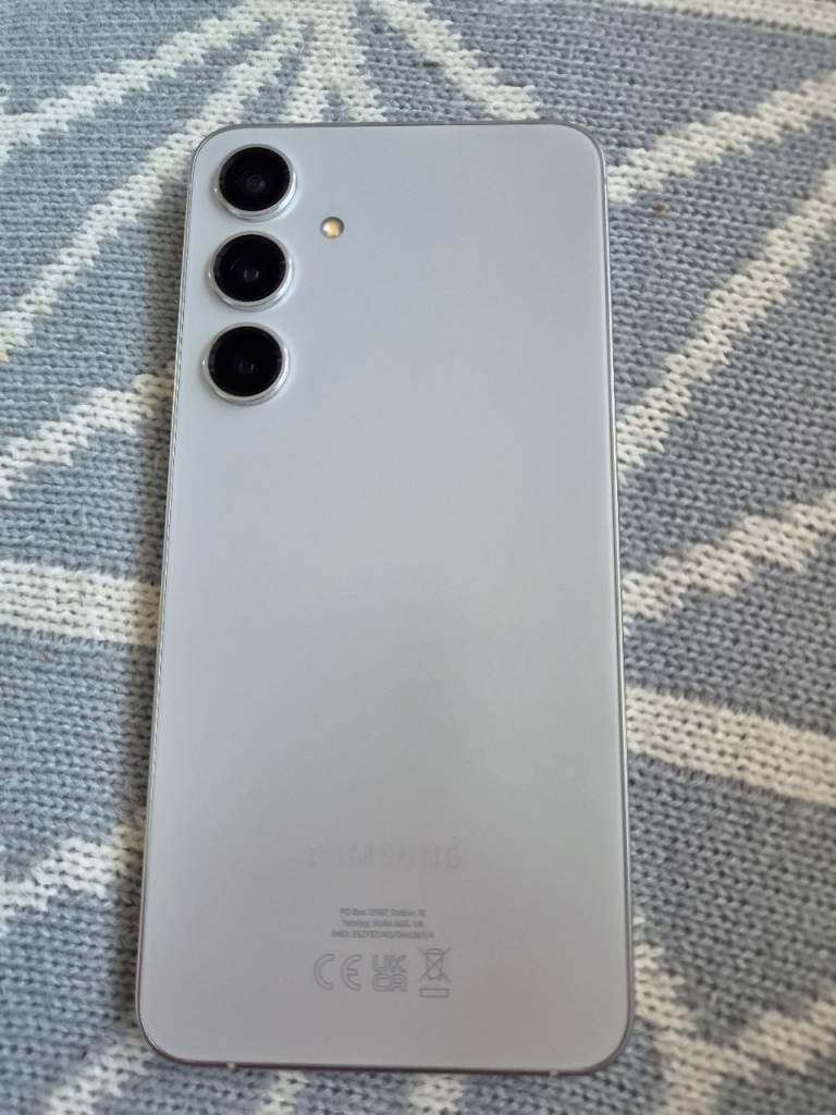 Samsung S24+