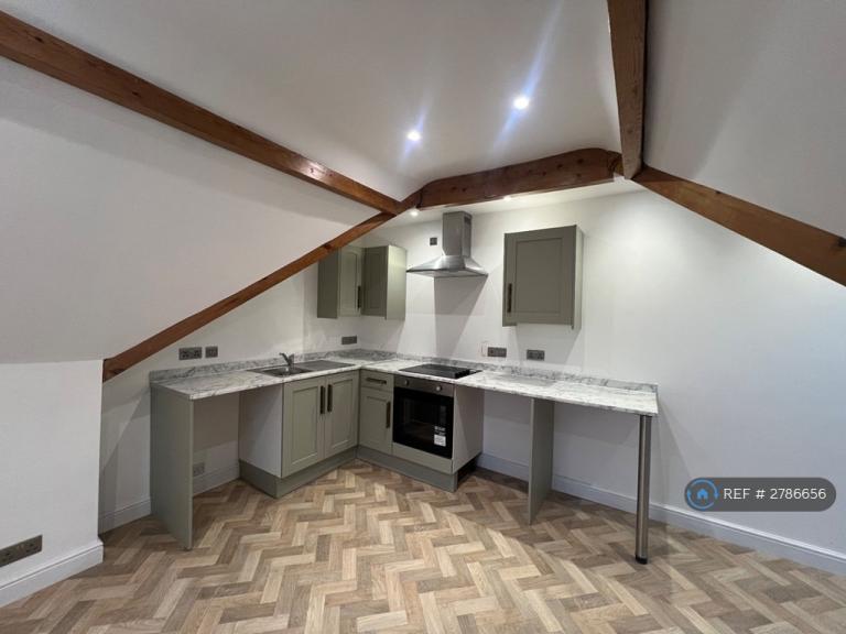 1 bedroom flat in Oakfield St, Cardiff, CF24 (1 bed) (#2786656)