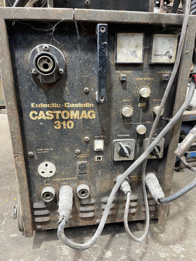 Castomag 310 Mig welder 