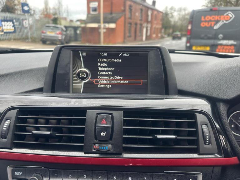 BMW 3 SERIES 2.0 318d Sport Touring Auto Euro 5 (s/s) 5dr 2013