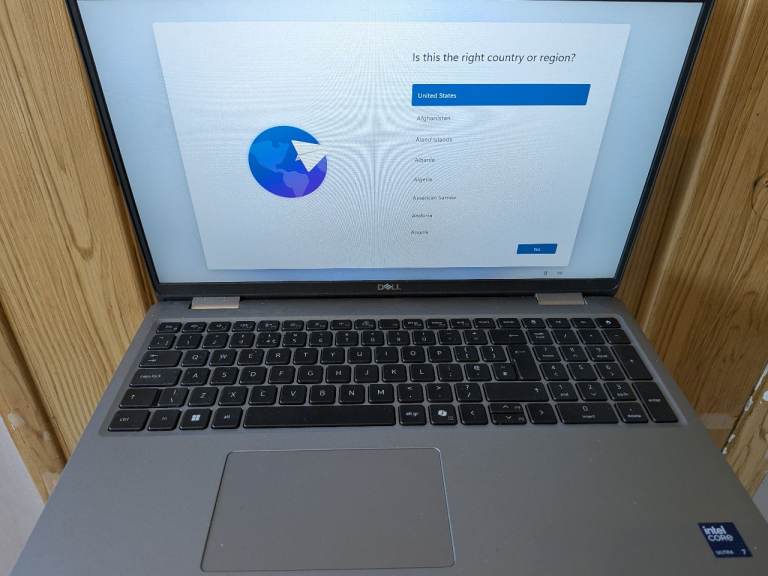 Dell Precision 3591 – Core Ultra 7, 36GB RAM, 1TB SSD – Mobile Workstation