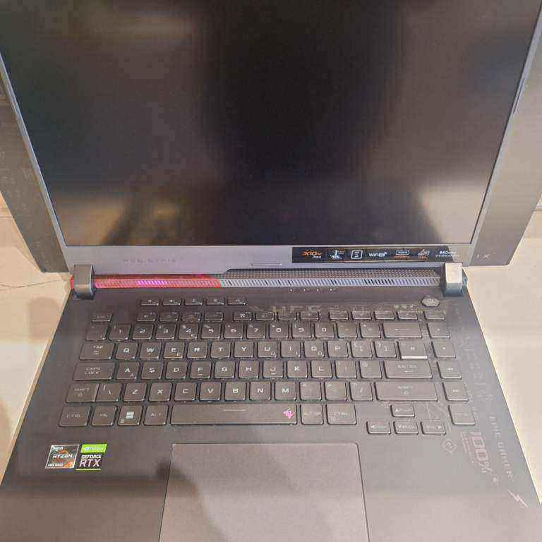 🔥FOR SALE🔥High Spec Gaming Laptop Asus Rog Strix G513RW RTX3070 16GB Ram Ryzen7 1TB SSD Gaming PC