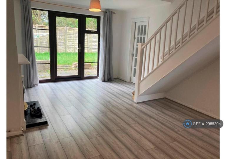 4 bedroom house in Thorpe Way, Cambridge, CB5 (4 bed) (#2965294)
