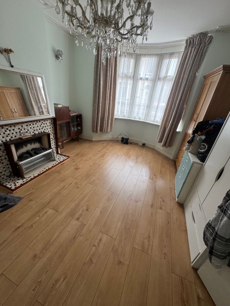 Big room to let