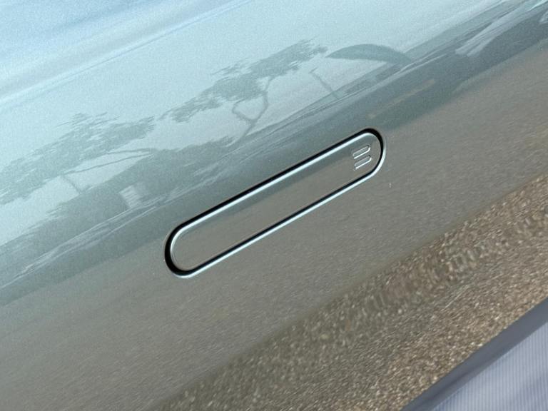 2023 Aston Martin Vantage 5.2 V12 BiTurbo Roadster 2dr Petrol Auto Euro 6 (s/s) (700 ps) CONVERTI...