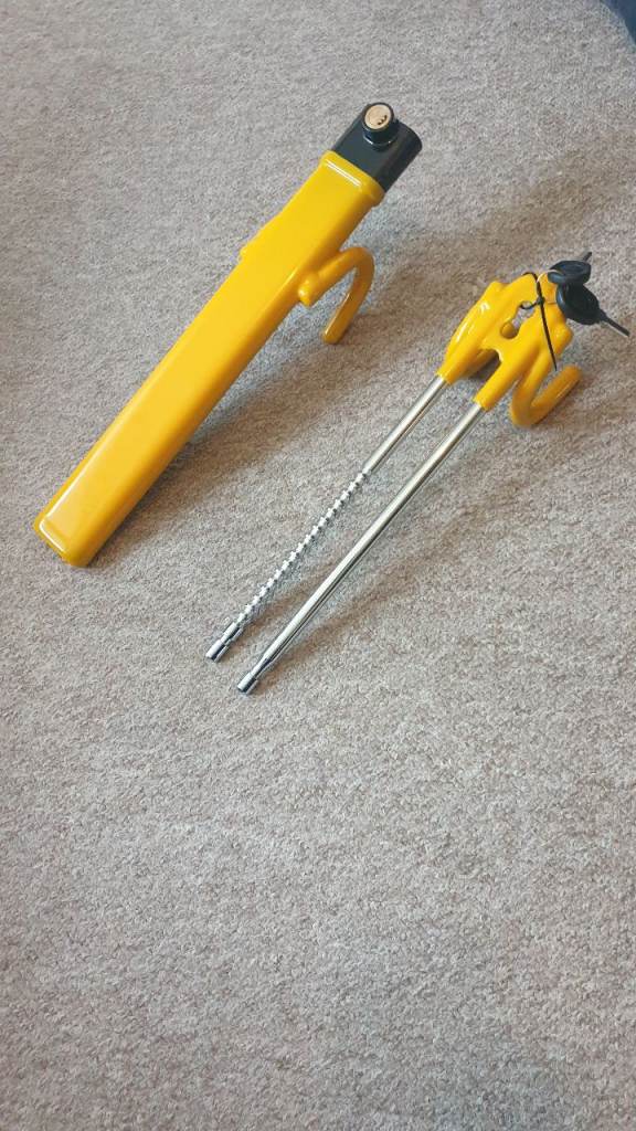 New Steering lock never used 