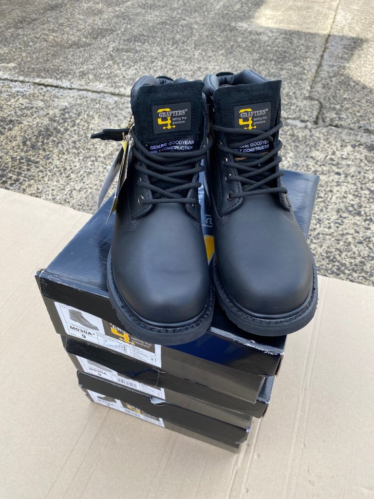 Brand New Grafters 4 pairs Men boots full Grain leather, half price, size 9