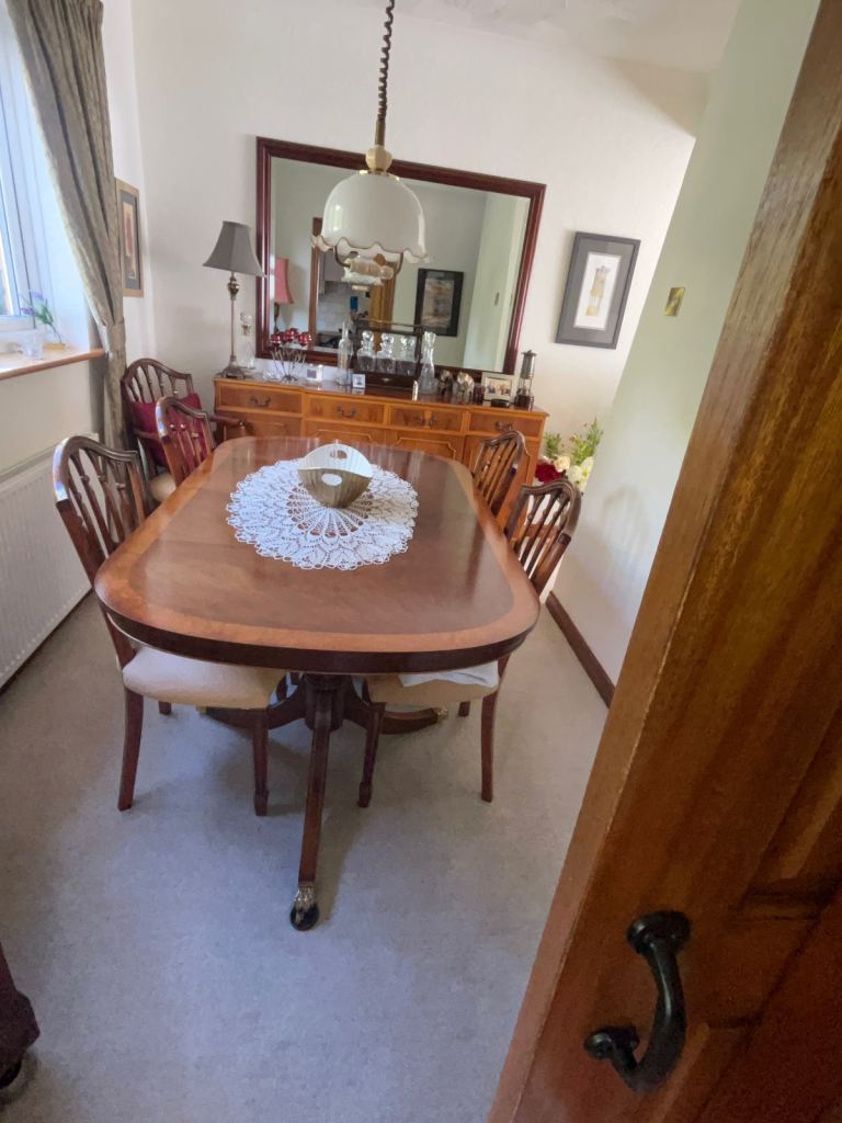 Dining table a chairs -  mahogany  + free yew sideboard included 