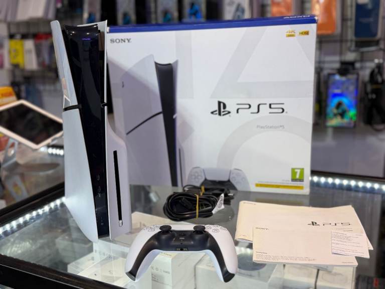 PlayStation 5 PS5 Slim Disc Edition 1TB Console + Warranty 🍎 - P2000