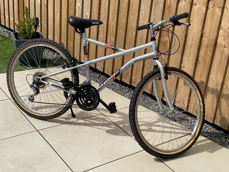 APOLLO STRYFE mountain bike
