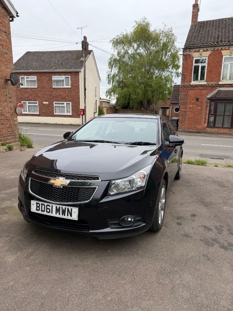 Chevrolet, CRUZE, Hatchback, 2012, Other, 1796 (cc), 5 doors