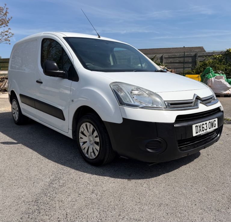 Citroen Berlingo Enterprise A/C FSH Cam Belt Done Feb 27 MOT