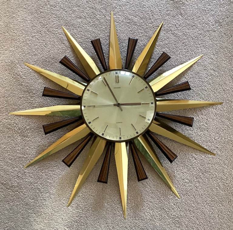 VINTAGE METAMEC STARBURST/SUNBURST WALL CLOCK
