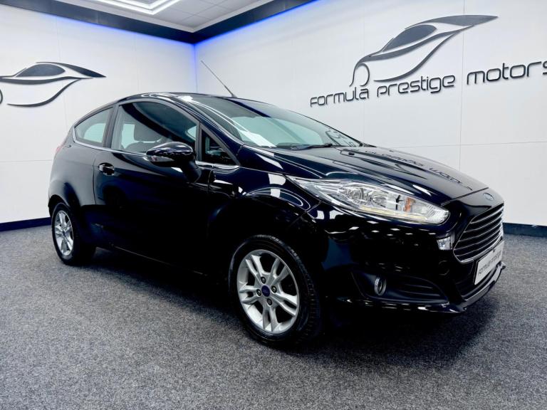 2015 Ford Fiesta 1.25 Zetec Euro 6 3dr HATCHBACK Petrol Manual
