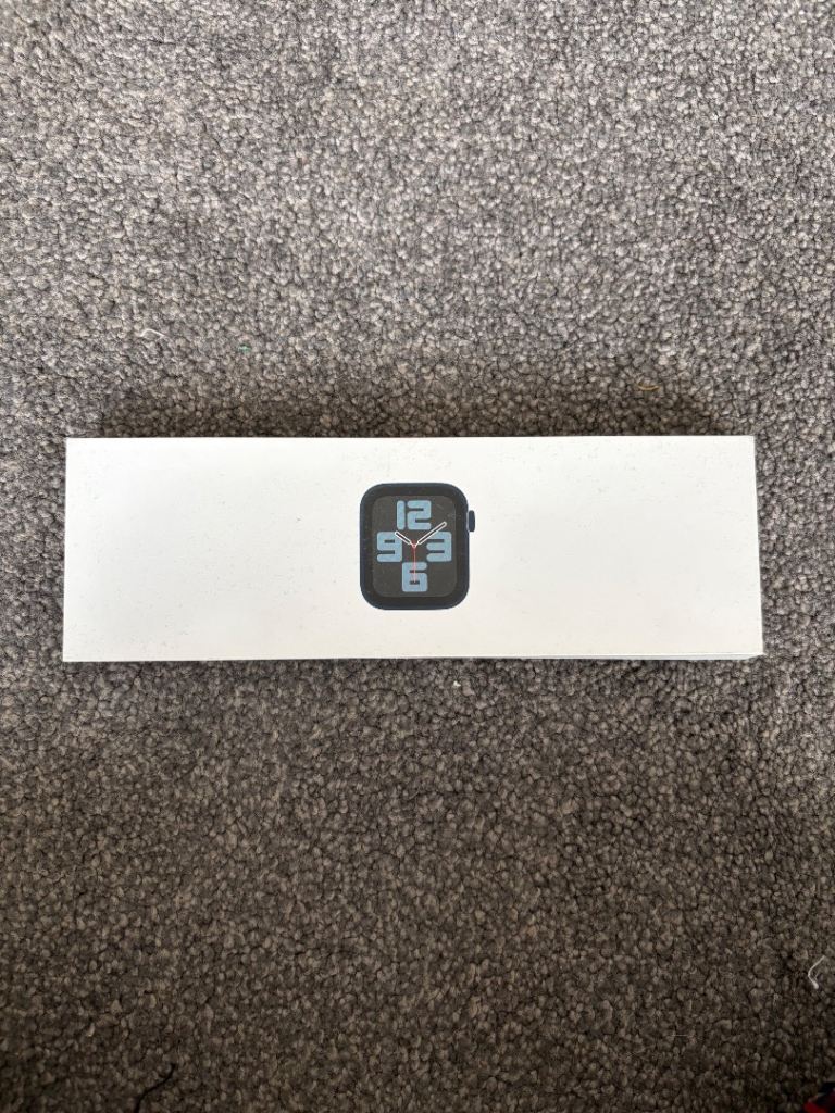 Brand New Apple Watch SE (Gen 2) 44mm Midnight Aluminium GPS - Brand New