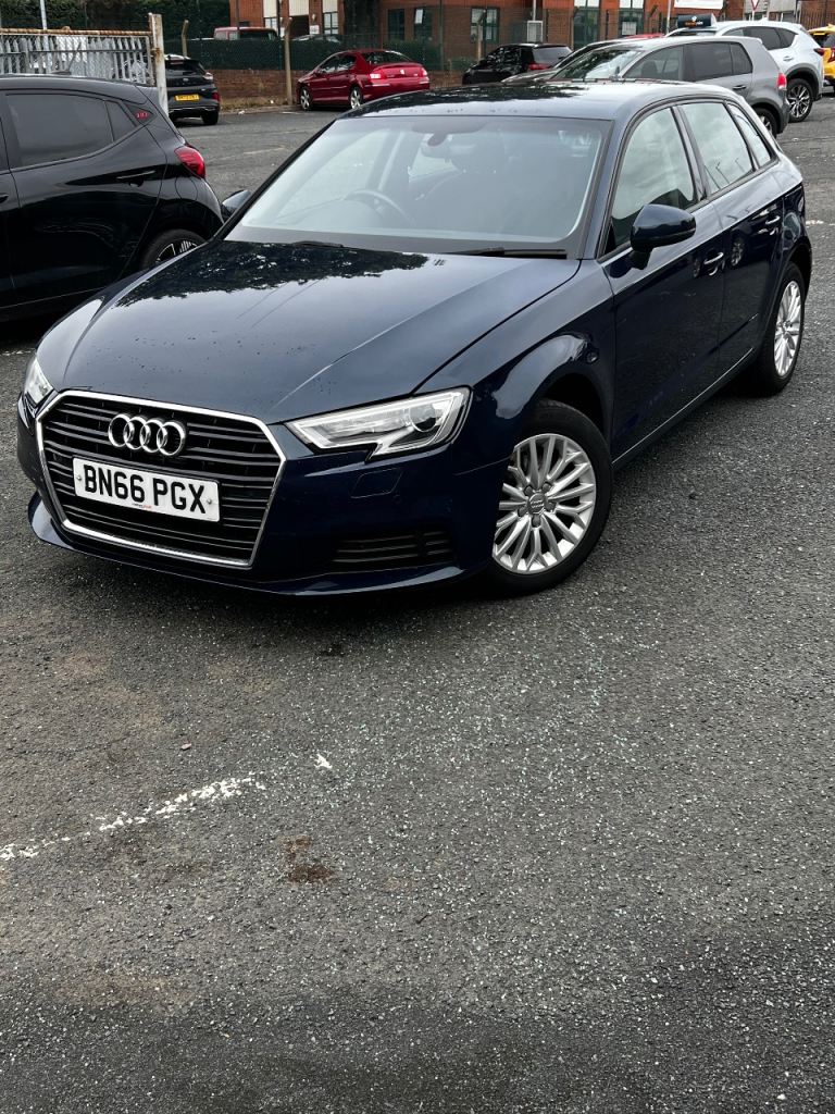 Audi, A3, Hatchback, 2016, Semi-Auto, 1598 (cc), 5 doors