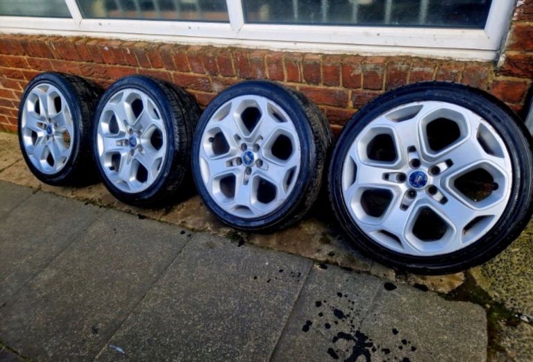 18” mondeo ST alloy wheels fit connect and focus  c max s max