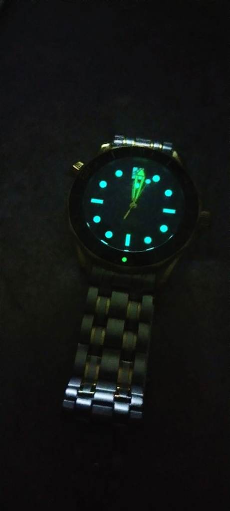  007 classic omega seamster planet ocean ocean automatic 