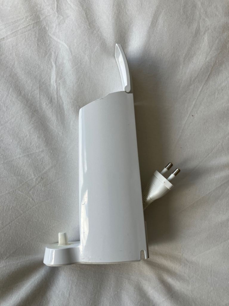 Electric Toothbrush Charging Station